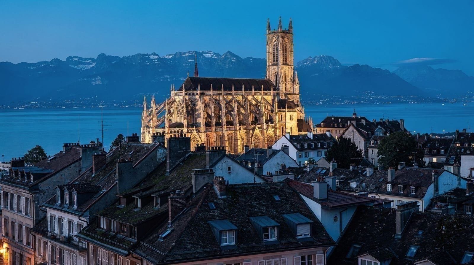 Lausanne: cathedral, Olympic Museum and Ouchy