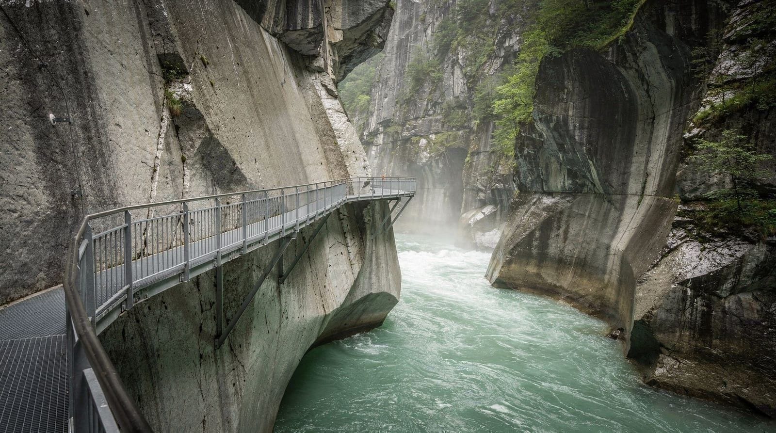 Meiringen and the Aare Gorge