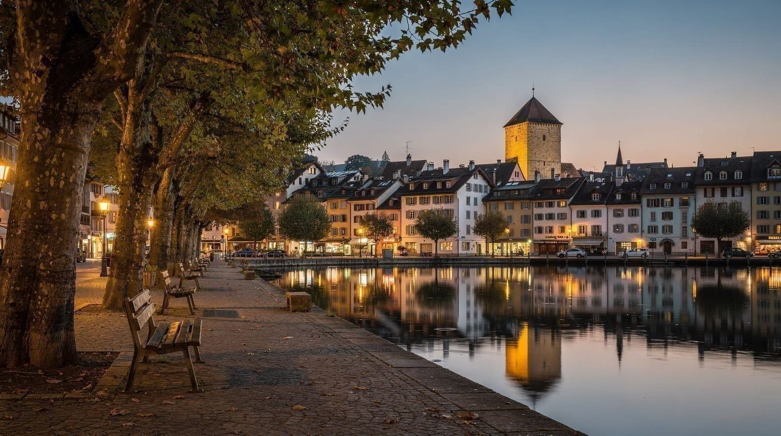 Zug: two lakes and an old town clock tower