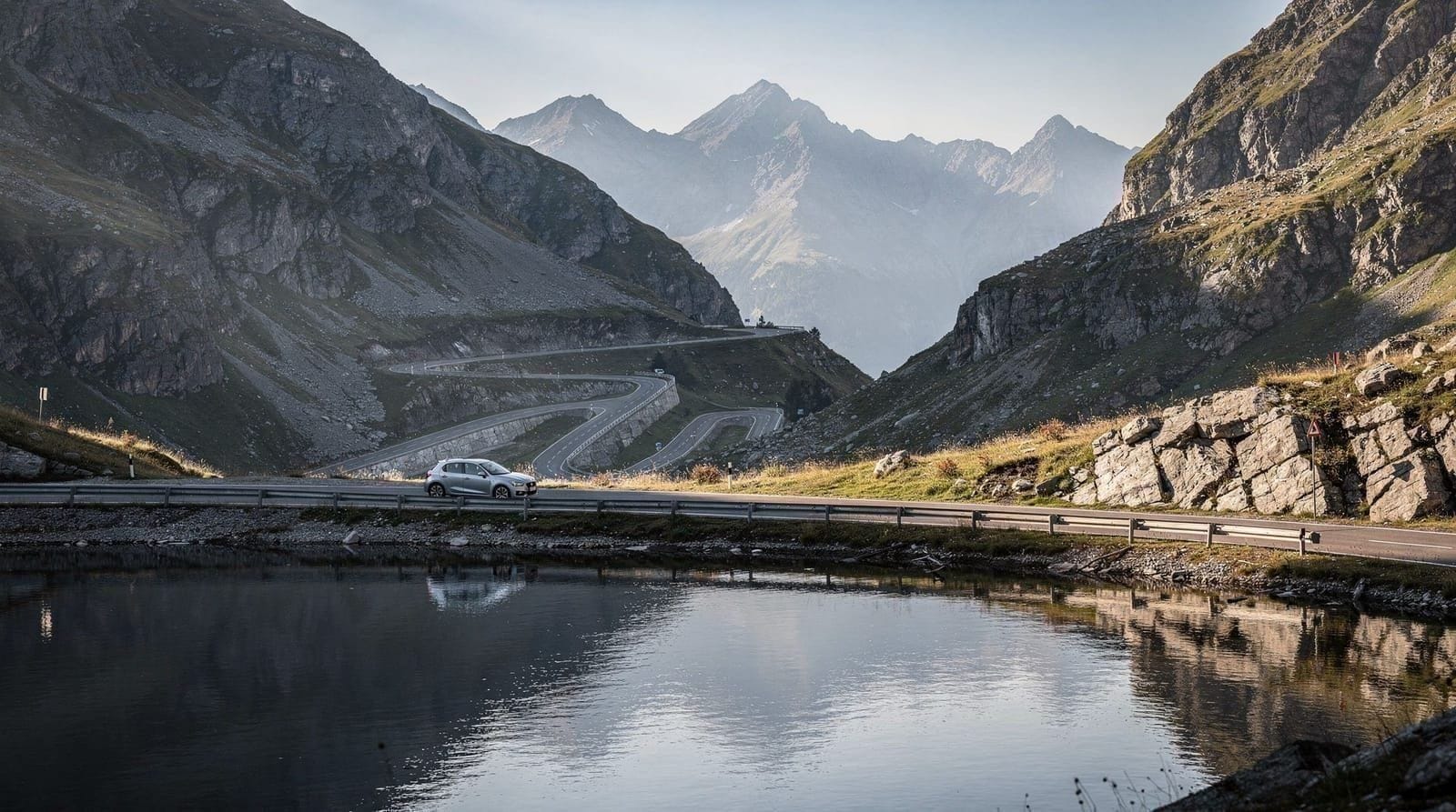 Driving and parking in the Jungfrau region