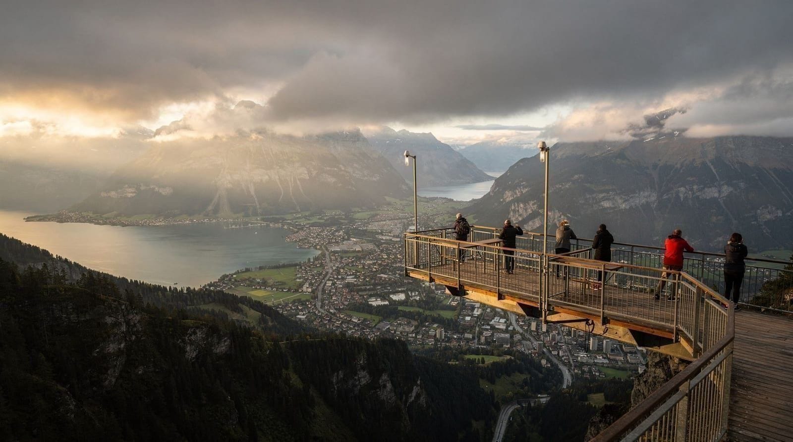 Harder Kulm: la funicolare, la terrazza panoramica e la discesa a piedi