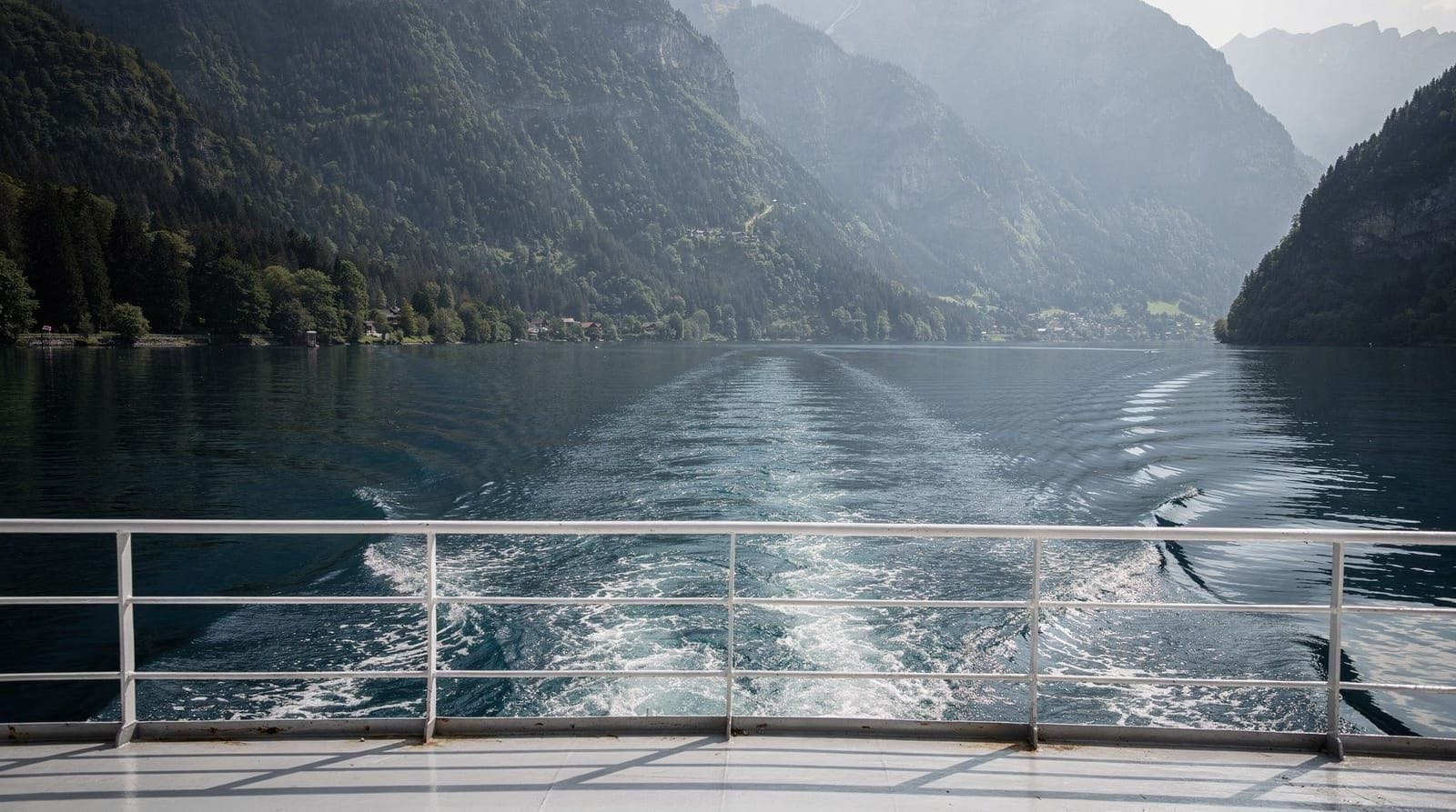 Gite in barca sul lago dei Quattro Cantoni: battelli a vapore, il Rütli e il Golden Round Trip